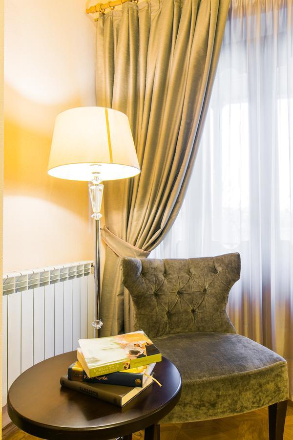 Hotel Vip Tbilisi Exteriör bild