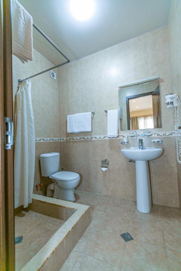 Hotel Vip Tbilisi Exteriör bild