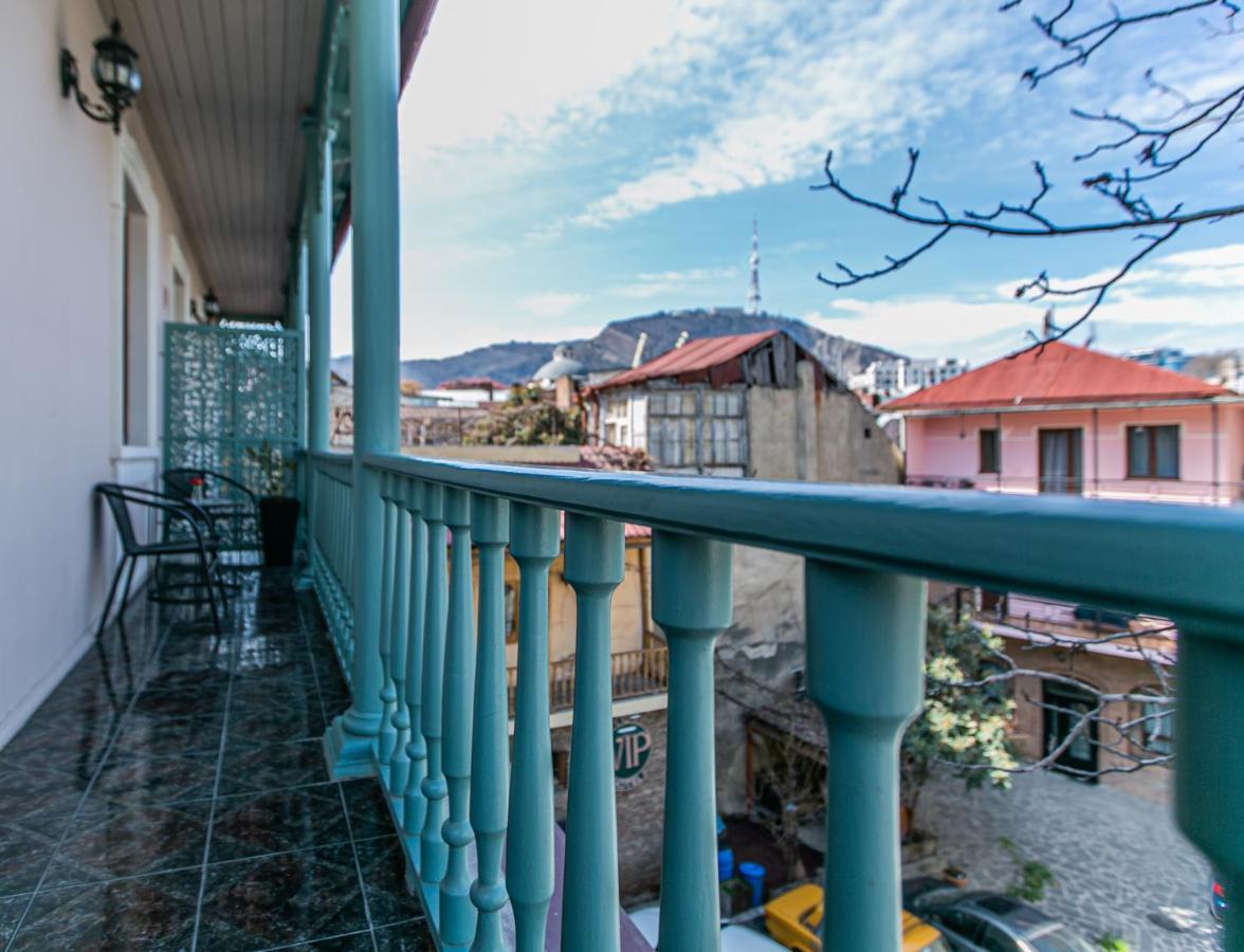 Hotel Vip Tbilisi Exteriör bild